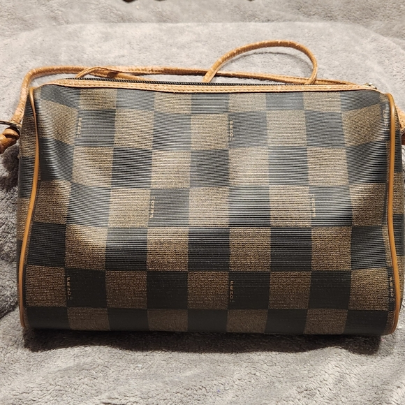 Fendi Vintage Checkered print Handbag, New Photos! - Picture 10 of 16